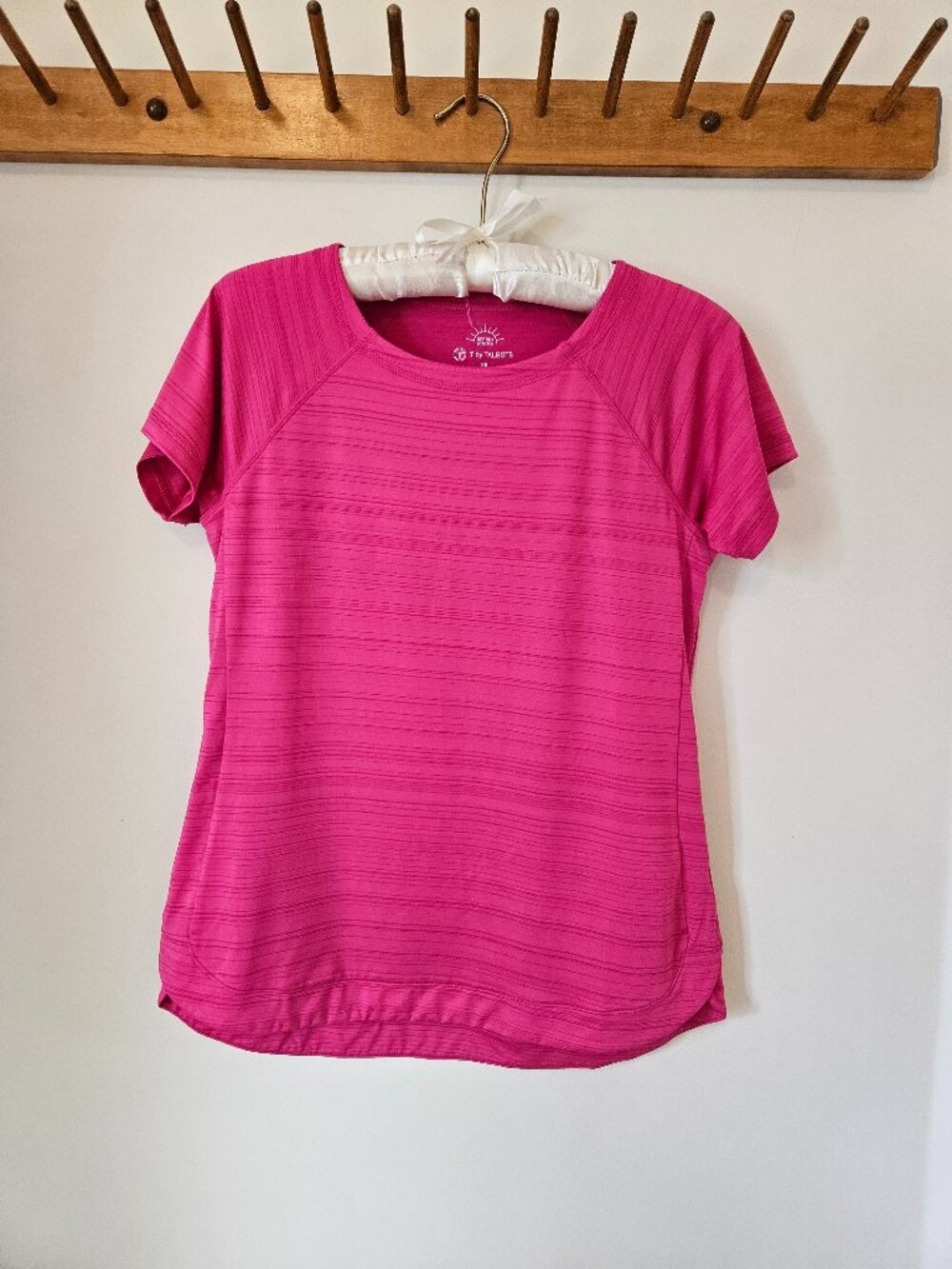 T by Talbots UPF 50+ Active Tee T-shirt - Pink - Size XS